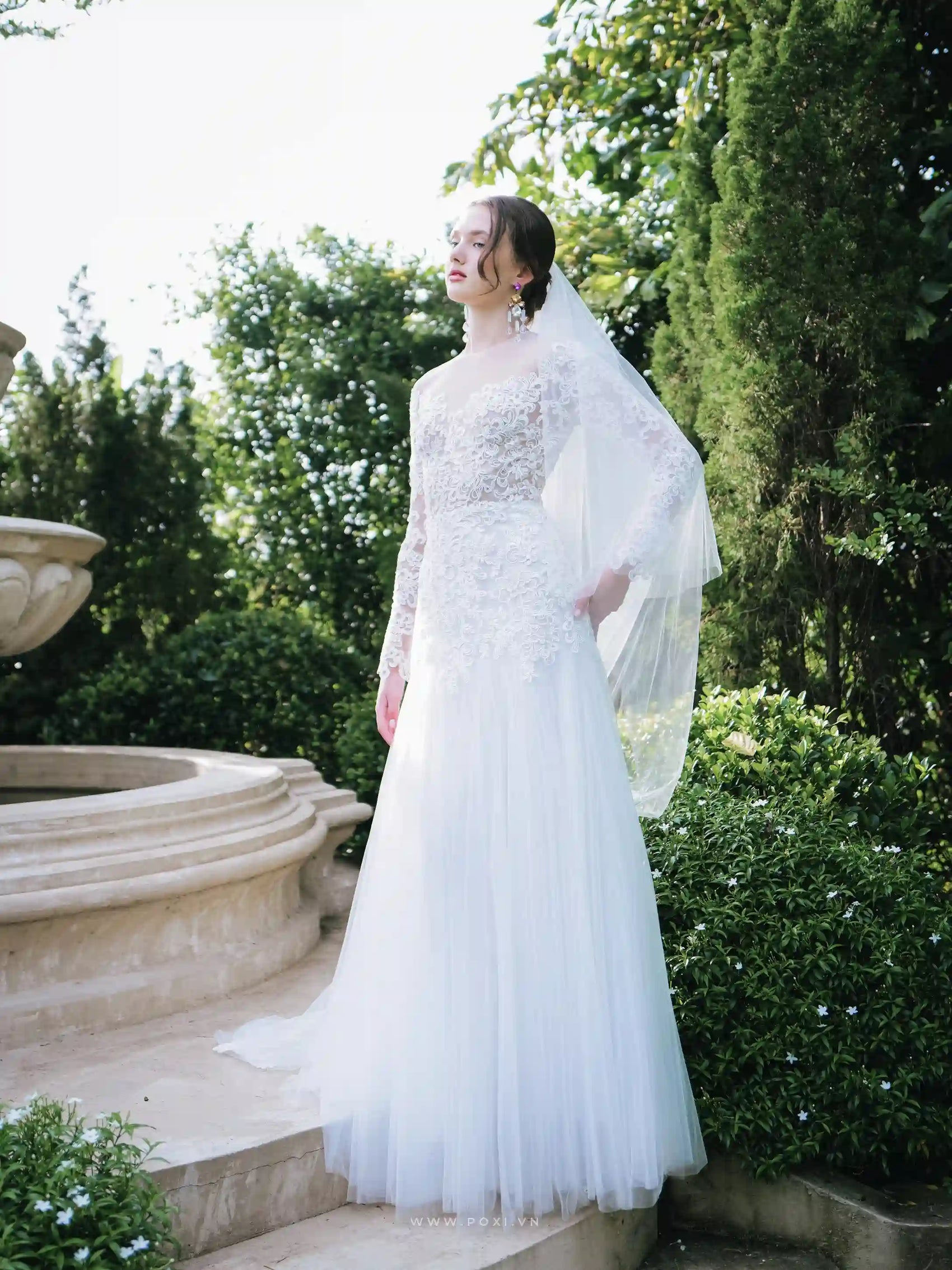 Made-to-order Mermaid lace wedding dress with crew neck and long sleeve - D1799 - POXI