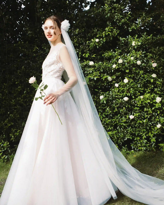 Made-to-order Gentle wedding dress with flare skirt and boat neck - D1800 - POXI