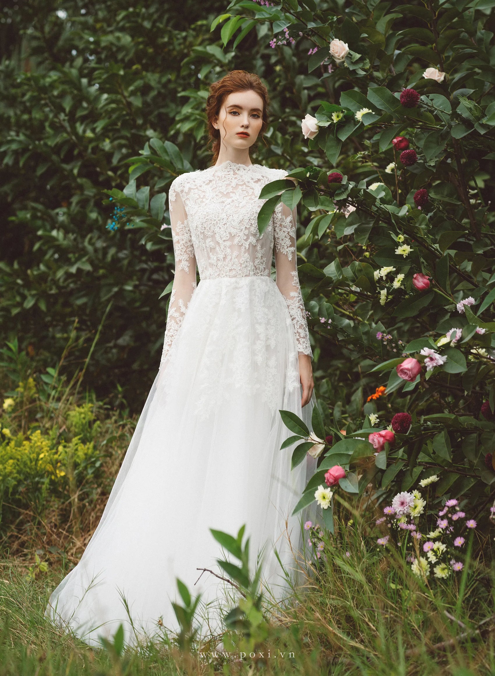 Made-to-order Lace wedding dress with boat neck and long sleeves - D1542